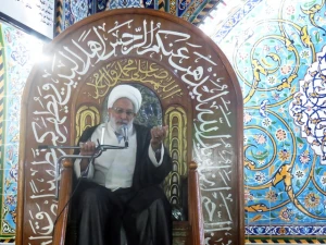 خطیب بعثۀ مقام معظم رهبری در کربلا بیان کرد:

نقش ایمان به مبدأ و معاد در شخصیت انسان