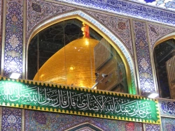 روتیتر: به همت بعثۀ مقام معظم رهبری برگزار شدتیتر: جشن میلاد امام مجتبی (ع)، در حرم سیدالشهدا (ع) 20