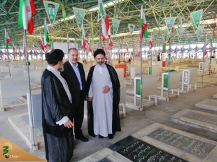 سرپرست حجاج ایرانی درهمایش زائران خوزستانی:

زیارت کعبه و مزاربا عظمت پیامبر و اهلبیتشان سعادتی بی بدلیل است 7