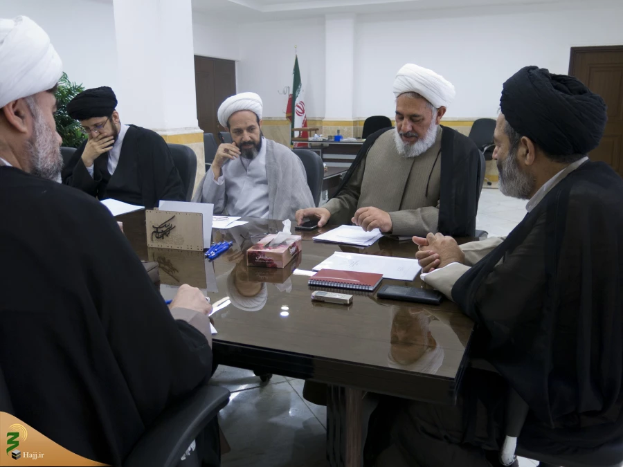 حجت الاسلام والمسلمین نواب؛

راه اندازی سامانه اطلاعات و سوابق زائران/ تاکید بر جامعیت آموزش زائران حج تمتع 13