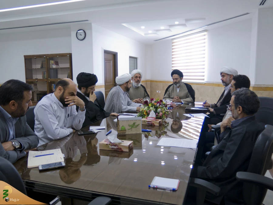 حجت الاسلام والمسلمین نواب؛

راه اندازی سامانه اطلاعات و سوابق زائران/ تاکید بر جامعیت آموزش زائران حج تمتع 17