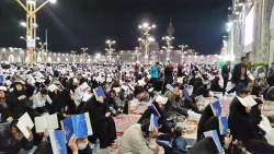 ندای خلصنا من النار در حرم مطهر رضوی پیچید +عکس 5