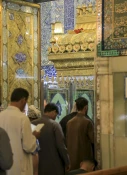 مناجات در جوار بارگاه مطهر علوی در شبهای نورانی ماه مبارک رمضان + تصاویر 11