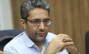 معاون مرکز پزشکی حج و زیارت هلال احمر:

واکسیناسیون حجاج اجباری است/ مشکلی برای تأمین واکسن مننژیت نداریم