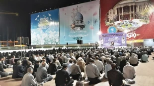 معاون فرهنگی بعثه مقام معظم رهبری در همایش اسرار حج در مشهد: 

تمام اعمال حج دارای ظاهر و باطن است  2