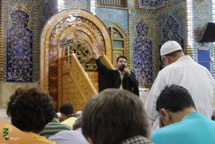 روتیتر: خطیب بعثۀ رهبری در کربلا تأکید کرد:تیتر: ضرورت وحدت و دوستی بین مسلمانان
 3