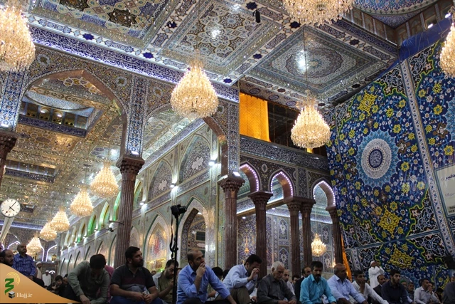 روتیر: خطیب بعثۀ مقام معظم رهبری درکربلا:تیتر: اسلام مکتب عقل و عاطفه است
 12