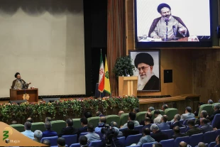 سرپرست حجاج ایرانی: 

خدمت رسانی به حجاج، خدمت رسانی به دین خداست  2