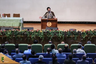 سرپرست حجاج ایرانی: 

خدمت رسانی به حجاج، خدمت رسانی به دین خداست  7