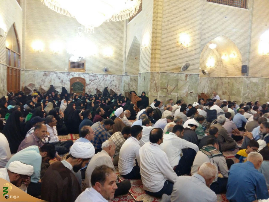 خطیب بعثه رهبری در نجف:
محبت به اولیاء الهی از پایه های دین است.
 5
