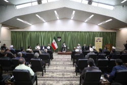 نماینده ولی فقیه در خراسان رضوی در دیدار با شورای هماهنگی و برنامه ریزی جشن های دهه کرامت: 


برنامه های دهه کرامت را با محوریت امام رضا (ع) برگزارکنید  4