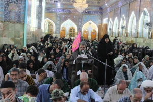 مراسم دعای کمیل در کربلای معلا برگزار شد/گزارش تصویری