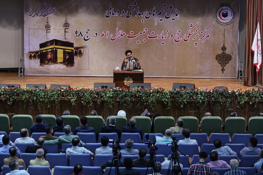 سرپرست حجاج ایرانی: 

ایجاد روحیه امید در توانمندسازی جسمی زائران بسیار موثر است 13