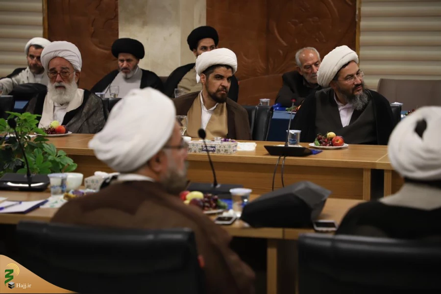 آقای رشیدیان:

مقدمات صدور ویزای حج 98 از امروز آغاز می‌شود 5