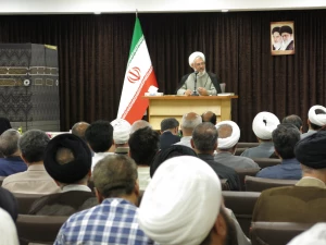 همایش زائران فرهیخته قم برگزار شد
