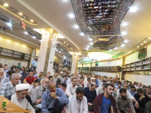 سخنران بعثه مقام معظم رهبری درکربلا:  

نذر باعث فضل وارادت به اهل بیت عصمت وطهارت (ع) می شود+فیلم 3