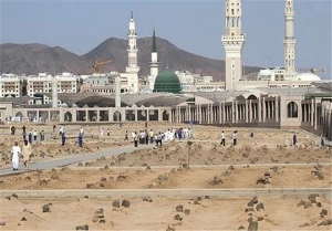 محل دفن امام صادق(ع) در قبرستان بقیع+ عکس