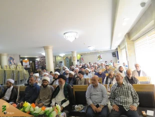 نماینده بعثه رهبری در عراق :

 بزرگترین رسالت زائرین استحکام دوستی بین کشور عراق و ایران است  3