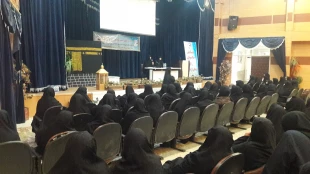 همایش متمرکز بانوان حج گزار استان اردبیل برگزار گردید. 5