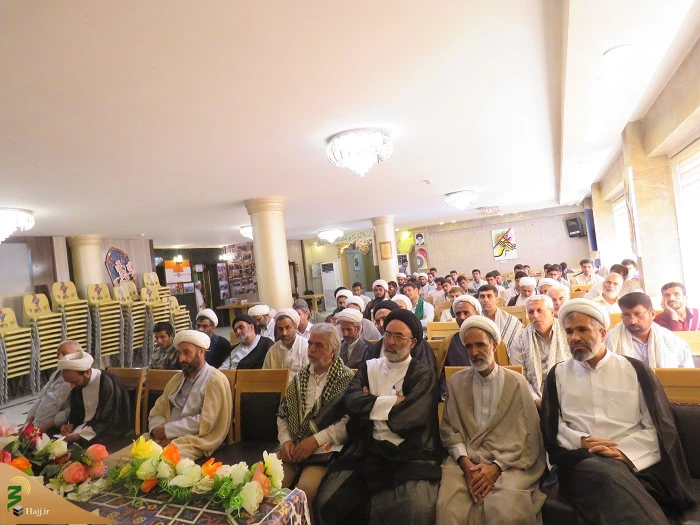 مسئول بعثه رهبری در عراق

 اجازه ندهیم وقایع تلخ تاریخ تکرار شود+تصاویر
 9