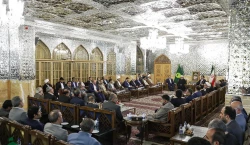 گزارش تصویری/دیدار نماینده ولی‌فقیه در امور حج و زیارت با تولیت آستان قدس رضوی
 2