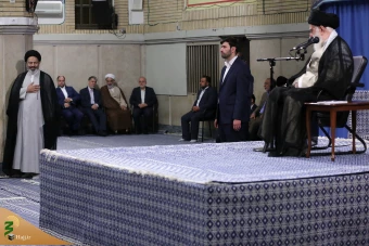 دیدار دست‌اندرکاران و کارگزاران حج با رهبر معظم انقلاب 11