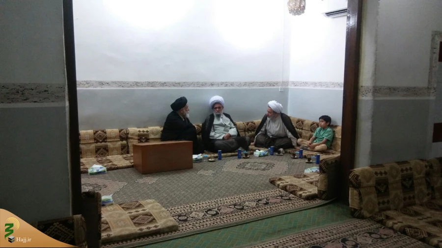 دیدار نماینده بعثه رهبری در عراق با آیت الله حائری در نجف اشرف 3