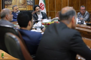 دیدار هیات کنسولی ایران با نماینده ولی‌فقیه در امور حج و زیارت 2