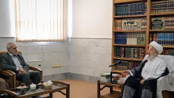 دیدار قائم مقام تولیت آستان قدس رضوی با آیات‌ سبحانی و مکارم شیرازی
 3
