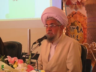 مسئول بعثه رهبری در عراق:

زیارت امام‌ حسین دل را نورانی و زندگی را آرامش می بخشد. 2
