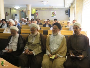 مسئول بعثه رهبری در عراق:

زیارت امام‌ حسین دل را نورانی و زندگی را آرامش می بخشد. 6