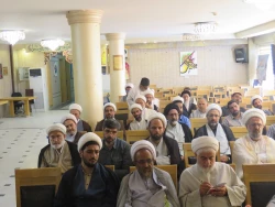مسئول بعثه رهبری در عراق:

زیارت امام‌ حسین دل را نورانی و زندگی را آرامش می بخشد. 7