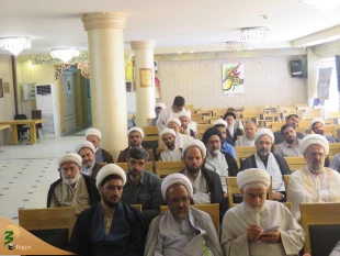 مسئول بعثه رهبری در عراق:

زیارت امام‌ حسین دل را نورانی و زندگی را آرامش می بخشد. 7