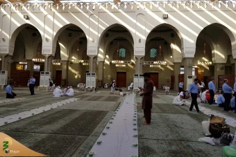 زیارت دوره زائران حرم نبوی در مدینه 37