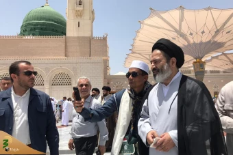 شرکت نماینده ولی فقیه در نمازجماعت مسجدالنبی مدینه منوره 21