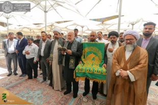 پرچم حرم امام رضا (ع) مهمان زائران حرم حضرت امیرالمومنین (ع) + تصاویر  4