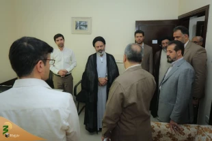 مسؤول بعثة الحج الايرانية يتفقد اللجنة التنفيذية و المستوصفات الطبية