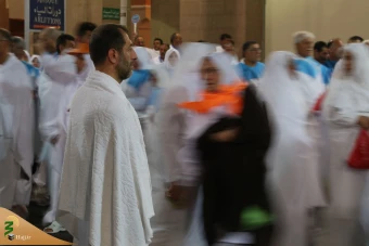 حضورنماینده ولی فقیه در جمع ایرانیان احرام پوش در مسجد شجره 3