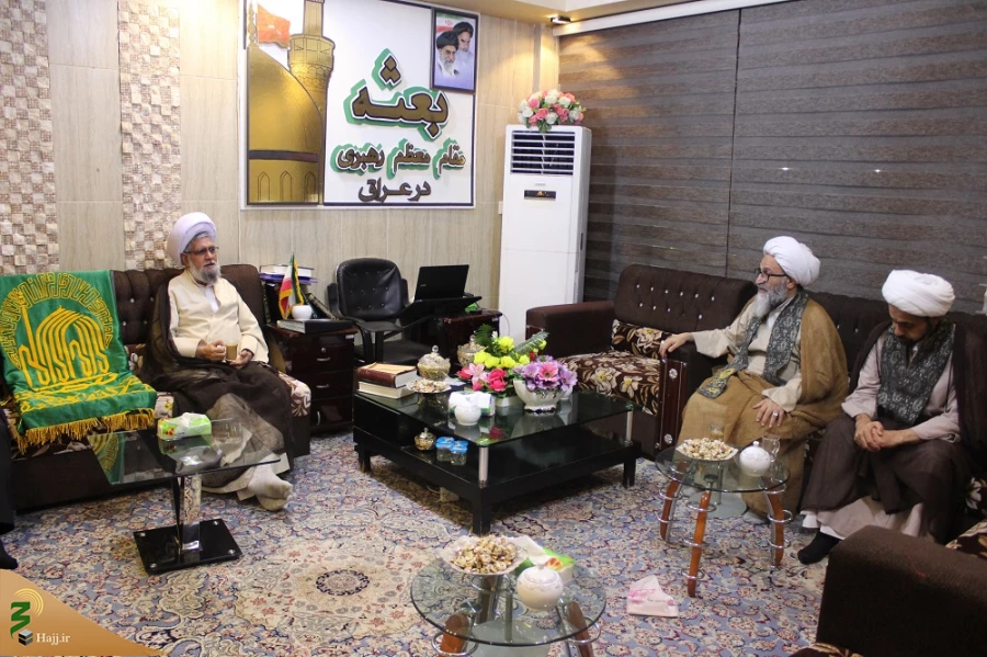 آیت الله حیدری:
پرچم گنبد رضوی نماد اسلام و وحدت اسلامی است 5