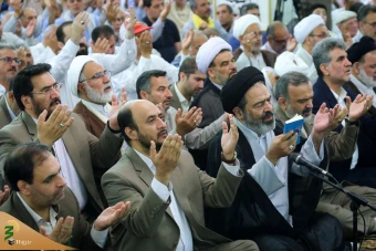 دومین دعای کمیل زائران ایرانی در جوار بارگاه رسول گرامی اسلام (ص) و قبرستان بقیع 2
