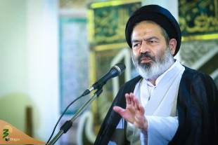 زائران ایرانی درجوارحرم نبوی دومین دعای کمیل را زمزمه کردند 5
