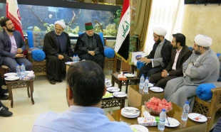 پیش از ظهر امروز؛

حجت‌الاسلام احمدی با تولیت عتبه حسینی دیدار کرد 2