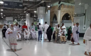 یاوران حج، کمک حال زائران ناتوان در انجام عمره تمتع 2