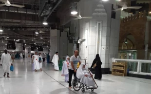 یاوران حج، کمک حال زائران ناتوان در انجام عمره تمتع 3