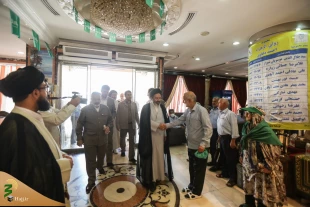 دیدار مسئولان حج با زایران ایرانی در مدینه 2