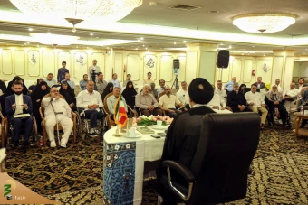 دیدار نماینده ولی فقیه در امور حج و زیارت با جانبازان  17