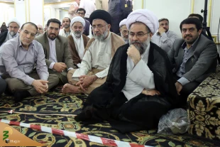 سومین دعای کمیل زائران ایرانی درمدینه برگزارشد 3