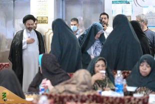 سرپرست حجاج ایرانی : 

خدمت به زائران در اولویت قراردارد 8