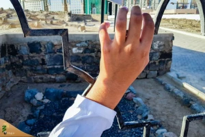 بقیع؛ مرقد امامان بی بارگاه/کلیپ