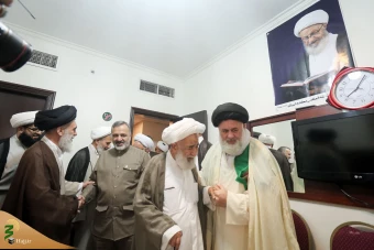 دیدار سرپرست حجاج ایرانی با نمایندگان بعثه های مراجع عظام درمدینه منوره 4